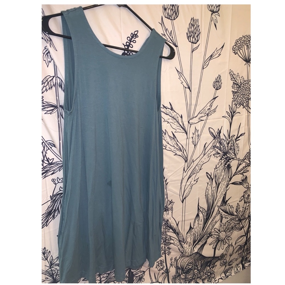 Green flowy dress with low cut v back m